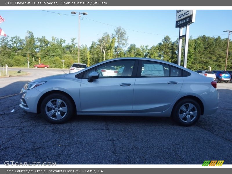 Silver Ice Metallic / Jet Black 2016 Chevrolet Cruze LS Sedan