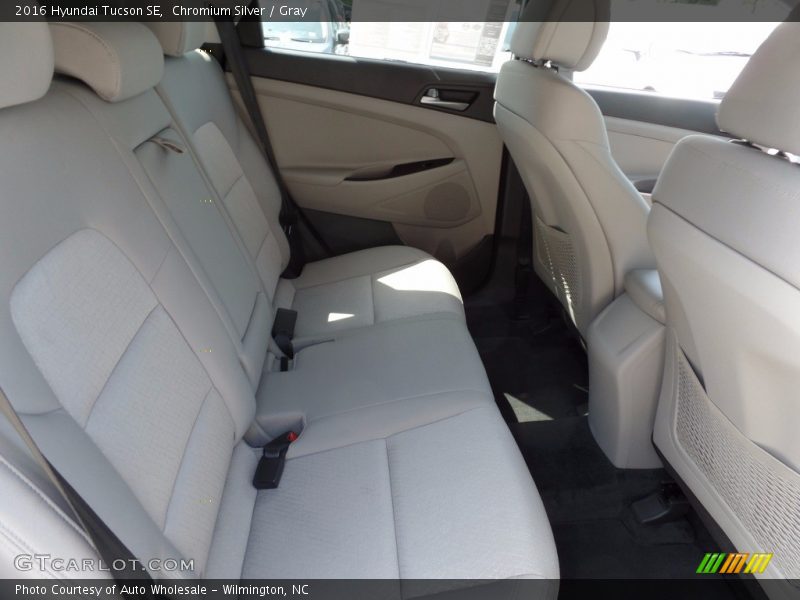 Chromium Silver / Gray 2016 Hyundai Tucson SE