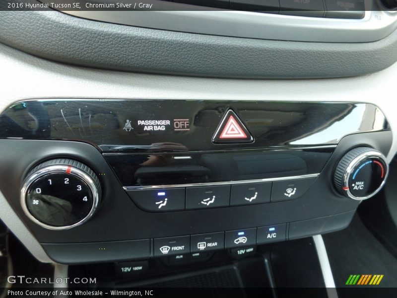 Chromium Silver / Gray 2016 Hyundai Tucson SE