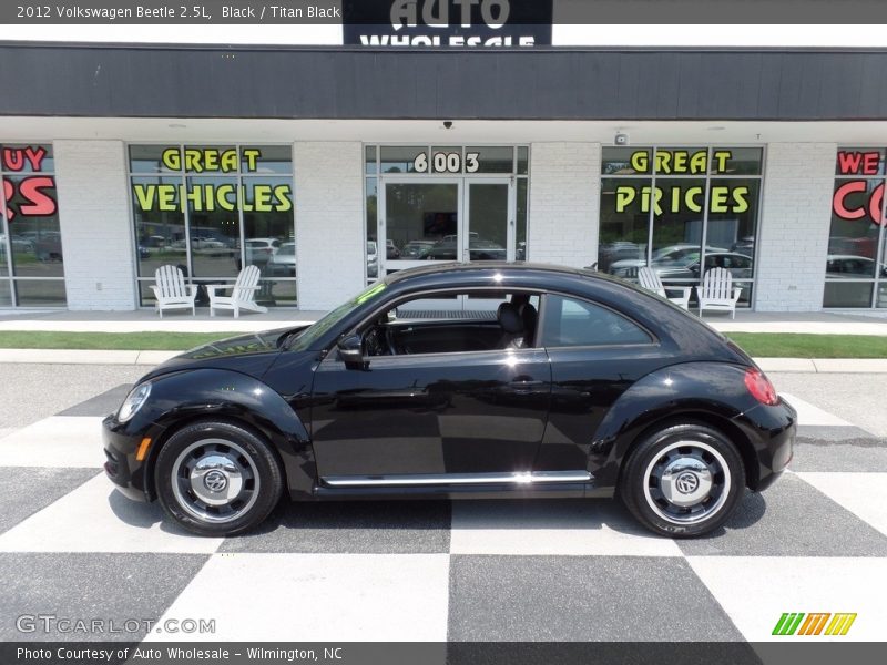 Black / Titan Black 2012 Volkswagen Beetle 2.5L