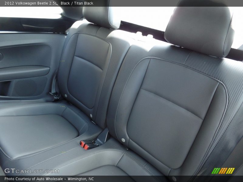 Black / Titan Black 2012 Volkswagen Beetle 2.5L