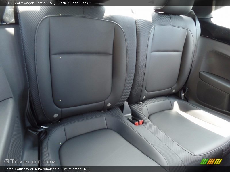 Black / Titan Black 2012 Volkswagen Beetle 2.5L