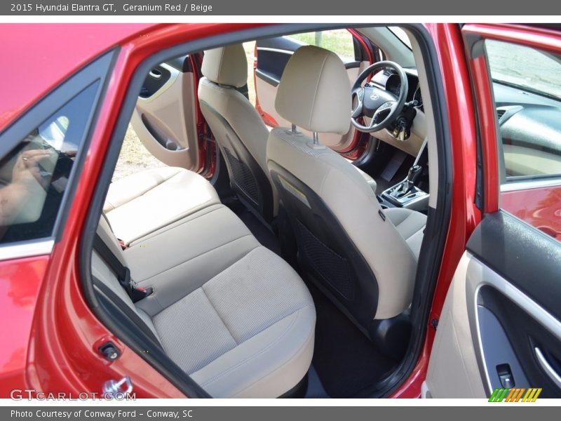 Geranium Red / Beige 2015 Hyundai Elantra GT