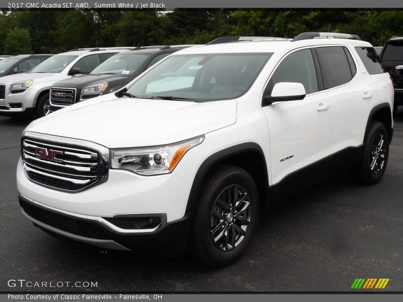 Front 3/4 View of 2017 Acadia SLT AWD