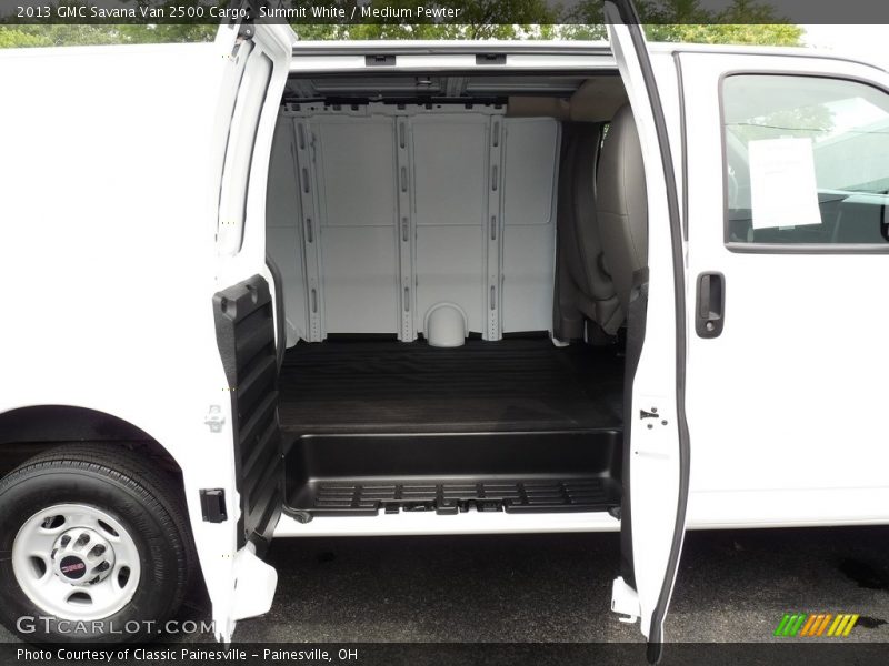 Summit White / Medium Pewter 2013 GMC Savana Van 2500 Cargo