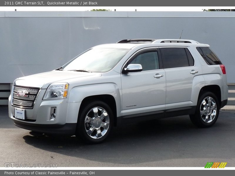 Front 3/4 View of 2011 Terrain SLT