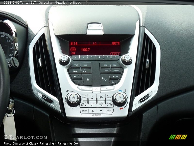 Quicksilver Metallic / Jet Black 2011 GMC Terrain SLT