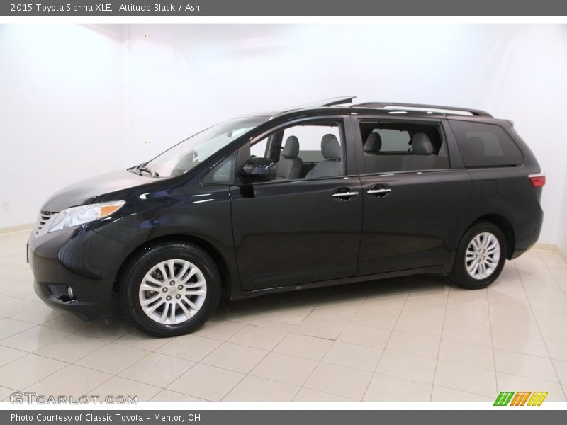 Attitude Black / Ash 2015 Toyota Sienna XLE