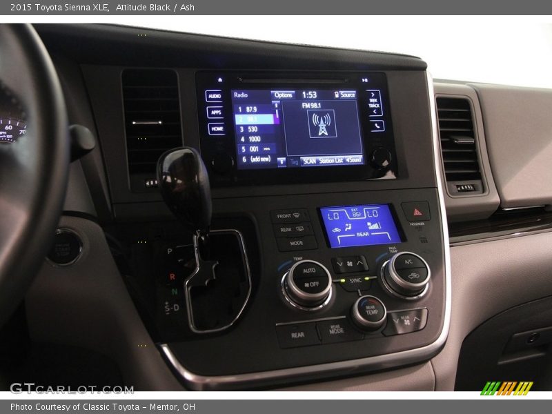 Attitude Black / Ash 2015 Toyota Sienna XLE