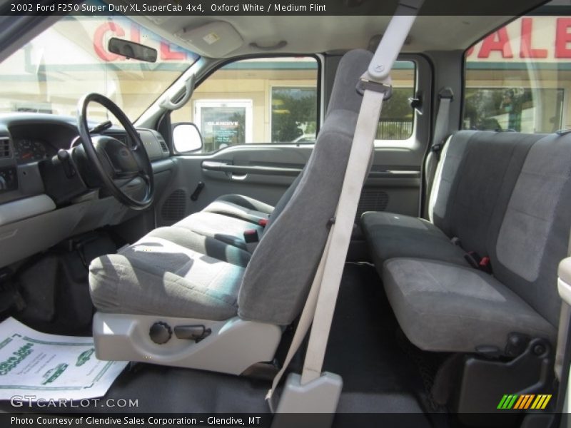 Oxford White / Medium Flint 2002 Ford F250 Super Duty XL SuperCab 4x4