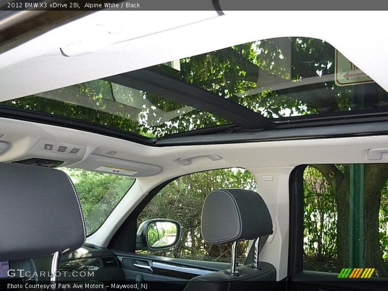 Alpine White / Black 2012 BMW X3 xDrive 28i