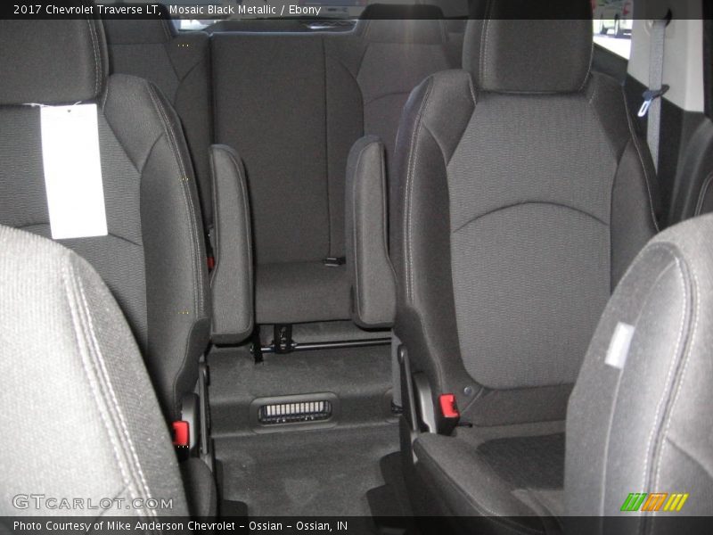 Mosaic Black Metallic / Ebony 2017 Chevrolet Traverse LT