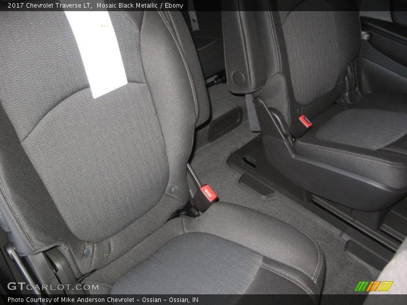 Mosaic Black Metallic / Ebony 2017 Chevrolet Traverse LT
