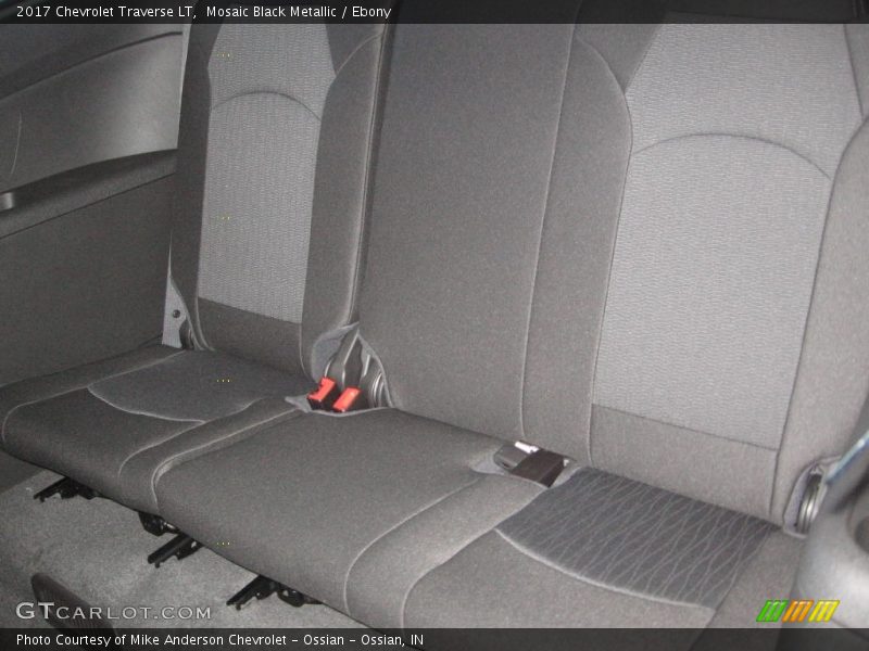 Mosaic Black Metallic / Ebony 2017 Chevrolet Traverse LT