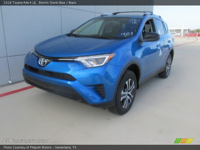 Electric Storm Blue / Black 2016 Toyota RAV4 LE