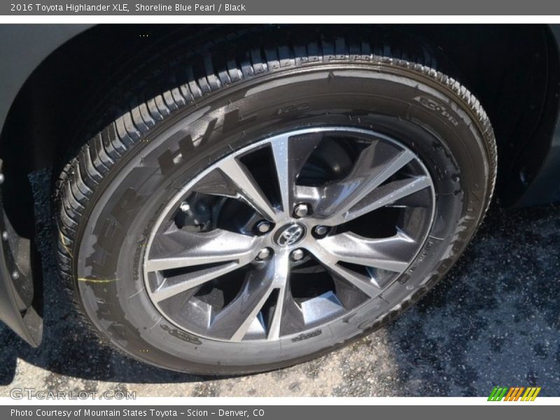 Shoreline Blue Pearl / Black 2016 Toyota Highlander XLE