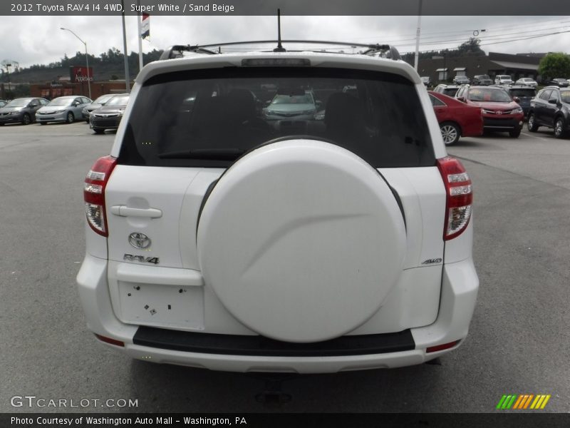 Super White / Sand Beige 2012 Toyota RAV4 I4 4WD