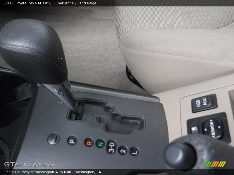 Super White / Sand Beige 2012 Toyota RAV4 I4 4WD