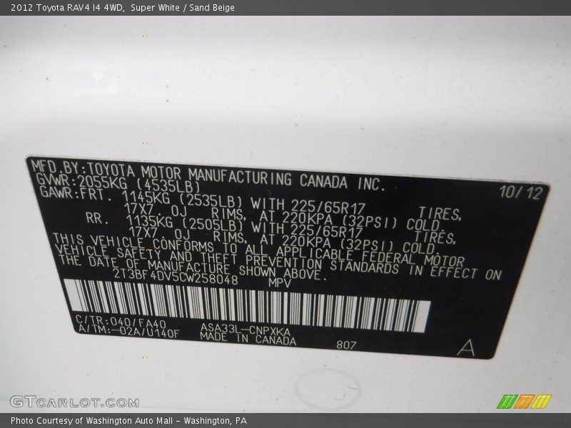 Super White / Sand Beige 2012 Toyota RAV4 I4 4WD