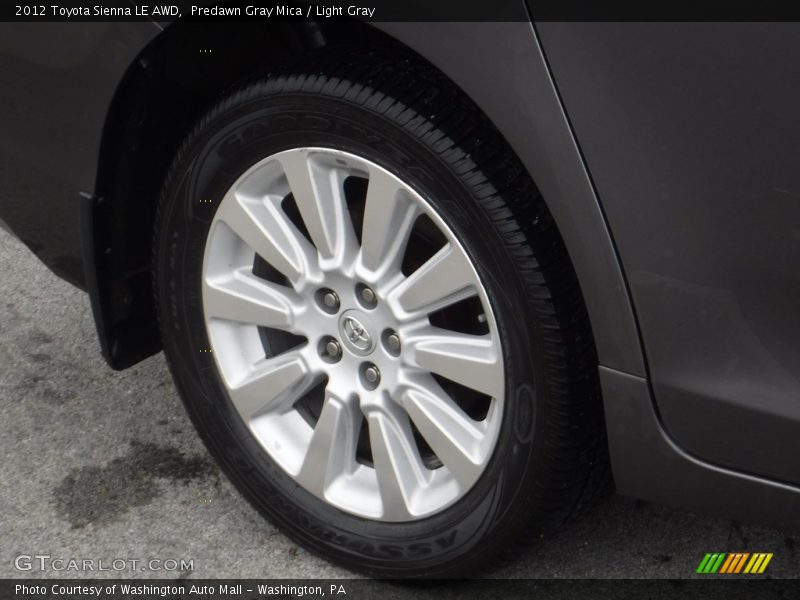 Predawn Gray Mica / Light Gray 2012 Toyota Sienna LE AWD