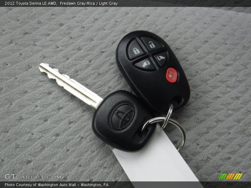 Predawn Gray Mica / Light Gray 2012 Toyota Sienna LE AWD