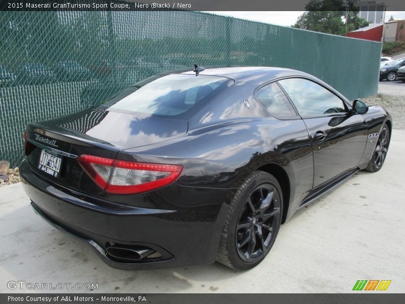 Nero (Black) / Nero 2015 Maserati GranTurismo Sport Coupe