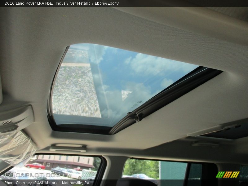 Indus Silver Metallic / Ebony/Ebony 2016 Land Rover LR4 HSE