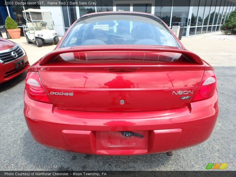 Flame Red / Dark Slate Gray 2003 Dodge Neon SXT