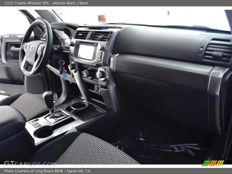 Attitude Black / Black 2015 Toyota 4Runner SR5