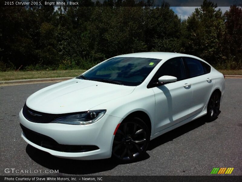 Bright White / Black 2015 Chrysler 200 S