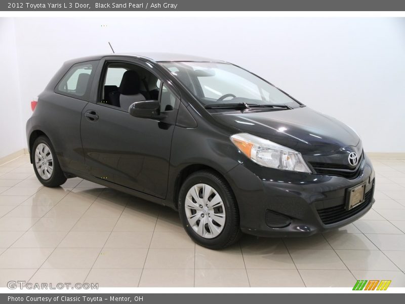 Black Sand Pearl / Ash Gray 2012 Toyota Yaris L 3 Door
