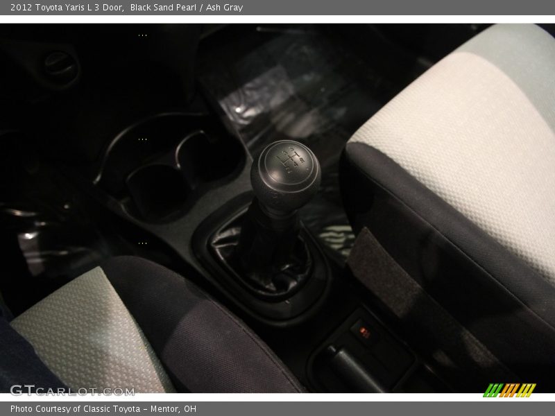 Black Sand Pearl / Ash Gray 2012 Toyota Yaris L 3 Door