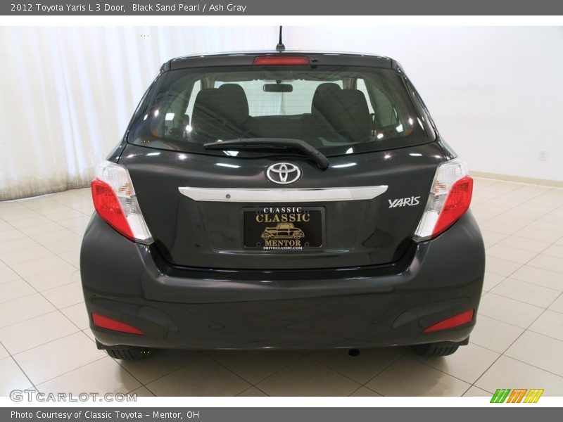 Black Sand Pearl / Ash Gray 2012 Toyota Yaris L 3 Door