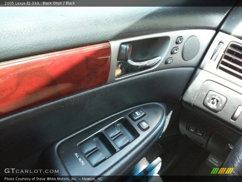 Black Onyx / Black 2005 Lexus ES 330