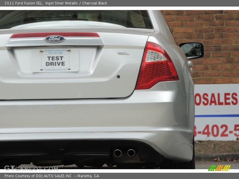 Ingot Silver Metallic / Charcoal Black 2011 Ford Fusion SEL