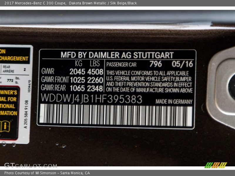 Dakota Brown Metallic / Silk Beige/Black 2017 Mercedes-Benz C 300 Coupe