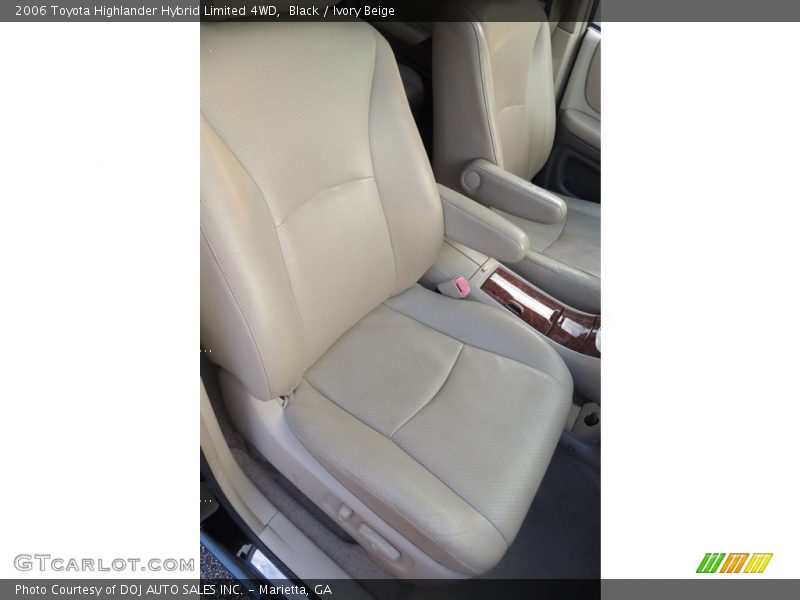Black / Ivory Beige 2006 Toyota Highlander Hybrid Limited 4WD
