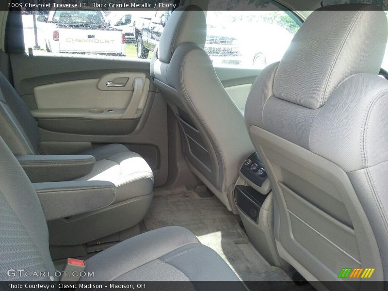 Black Granite Metallic / Ebony 2009 Chevrolet Traverse LT