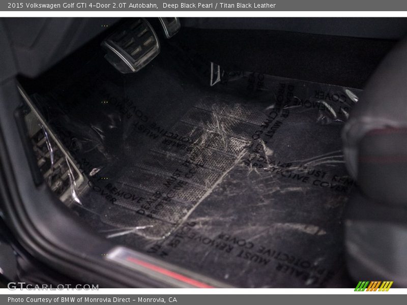 Deep Black Pearl / Titan Black Leather 2015 Volkswagen Golf GTI 4-Door 2.0T Autobahn