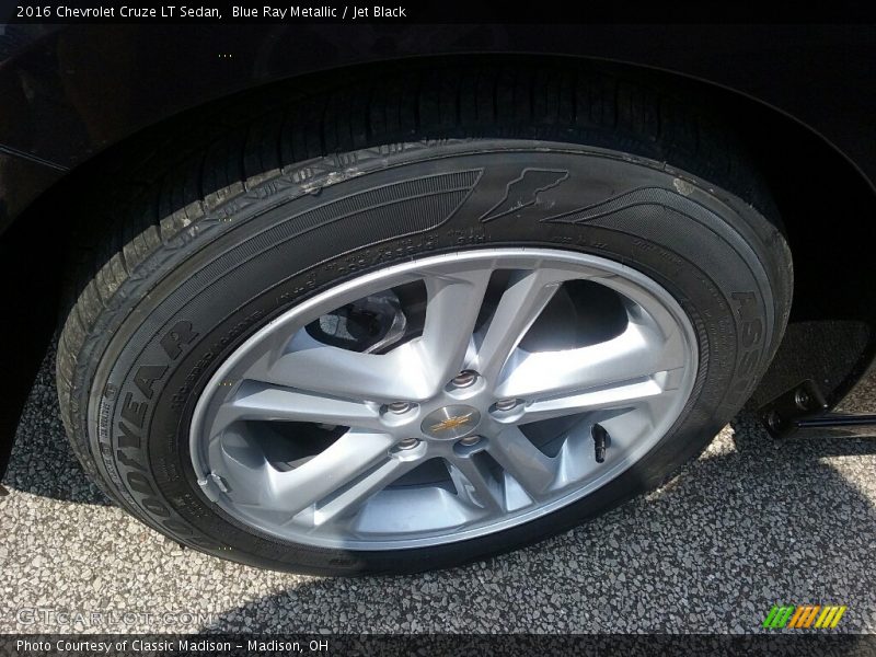 Blue Ray Metallic / Jet Black 2016 Chevrolet Cruze LT Sedan