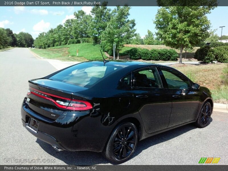 Pitch Black / Black/Ruby Red 2016 Dodge Dart GT Sport