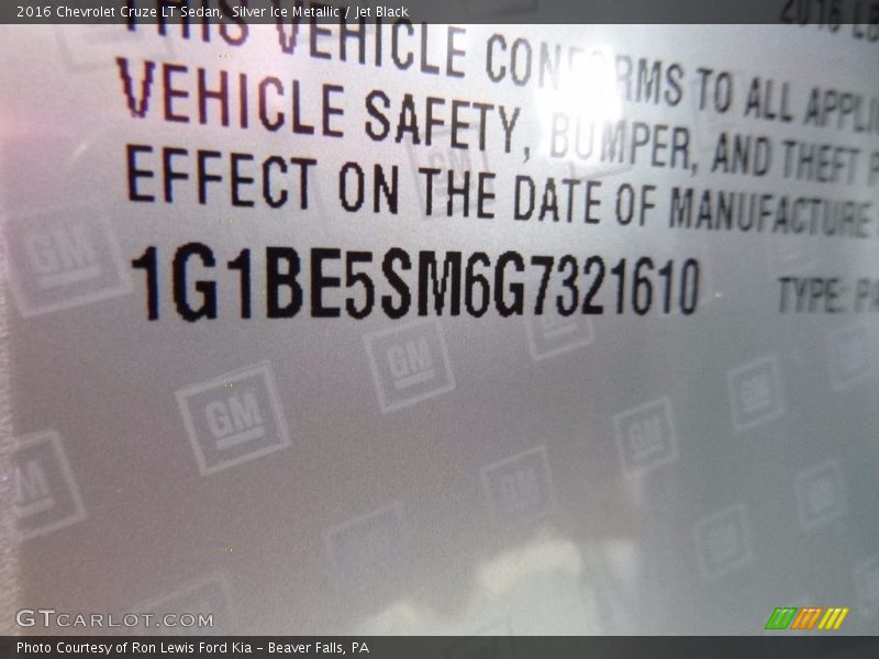 Silver Ice Metallic / Jet Black 2016 Chevrolet Cruze LT Sedan