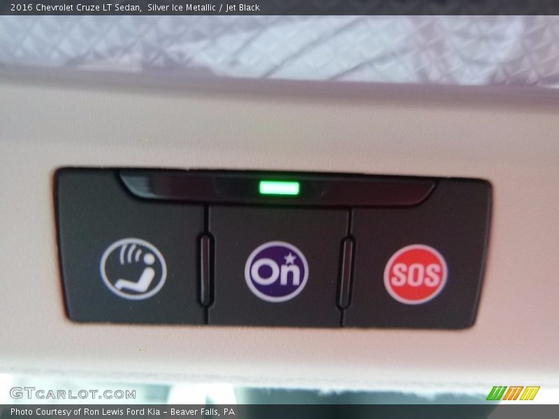 Silver Ice Metallic / Jet Black 2016 Chevrolet Cruze LT Sedan