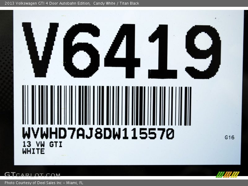 Candy White / Titan Black 2013 Volkswagen GTI 4 Door Autobahn Edition