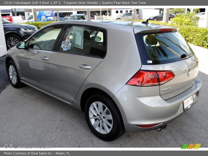 Tungsten Silver Metallic / Quartz/Titan Black Two Tone 2016 Volkswagen Golf 4 Door 1.8T S