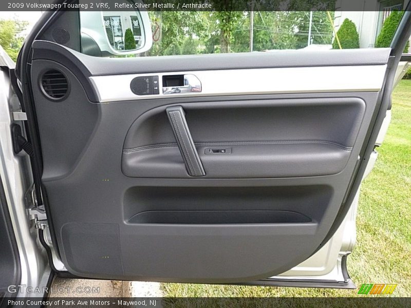 Reflex Silver Metallic / Anthracite 2009 Volkswagen Touareg 2 VR6