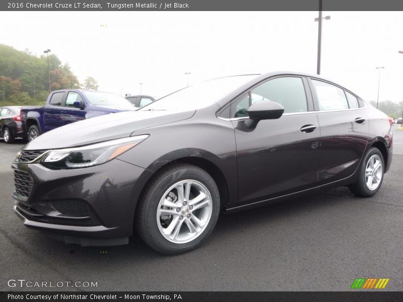 Tungsten Metallic / Jet Black 2016 Chevrolet Cruze LT Sedan