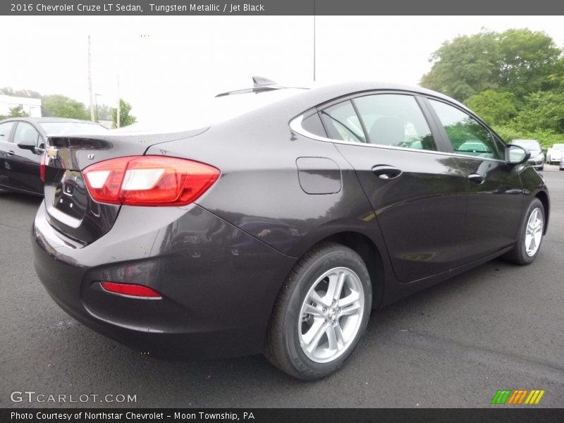 Tungsten Metallic / Jet Black 2016 Chevrolet Cruze LT Sedan