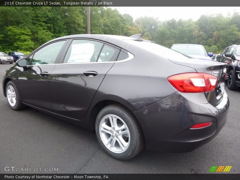 Tungsten Metallic / Jet Black 2016 Chevrolet Cruze LT Sedan