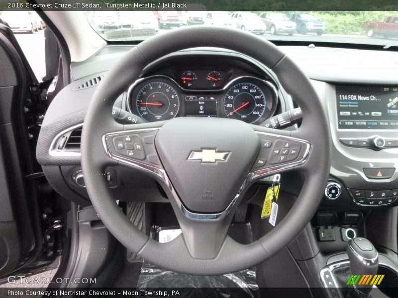 Tungsten Metallic / Jet Black 2016 Chevrolet Cruze LT Sedan